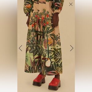 NWT FARM Rio: Tropical Forested Printed Pants / Calça Mata Tropical (M/L)